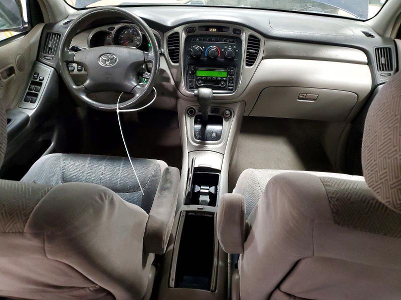 2002 Toyota Highlander Base