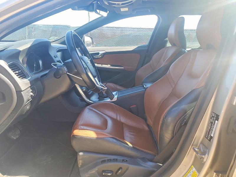 2015 Volvo V60 Premier