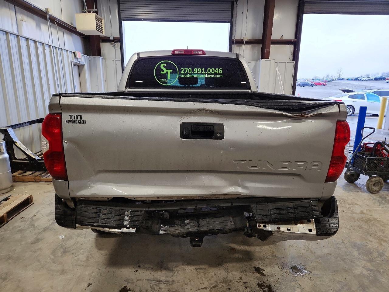 2016 Toyota Tundra SR5