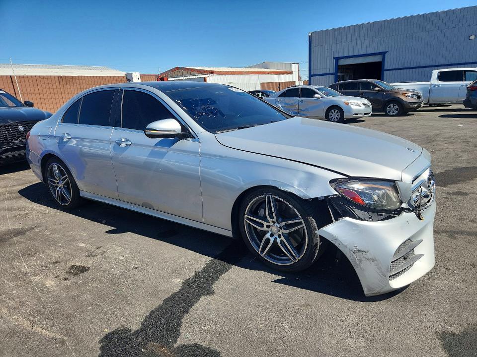 2017 Mercedes-Benz E 300