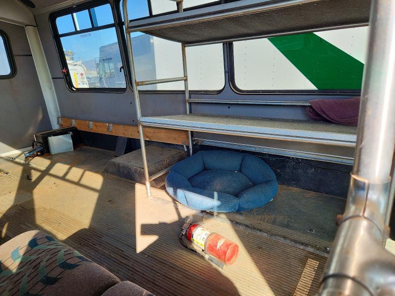 2016 Ford Econoline E450 Super Duty Cutaway Van