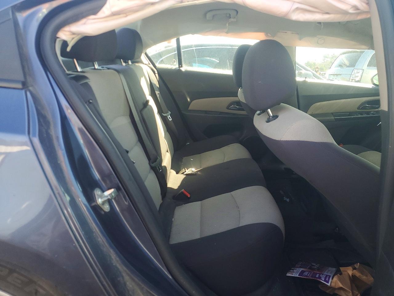 2014 Chev Cruze ls