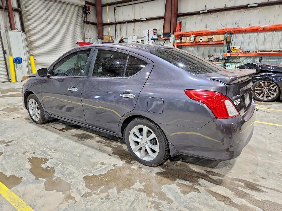 2015 Nissan Versa s