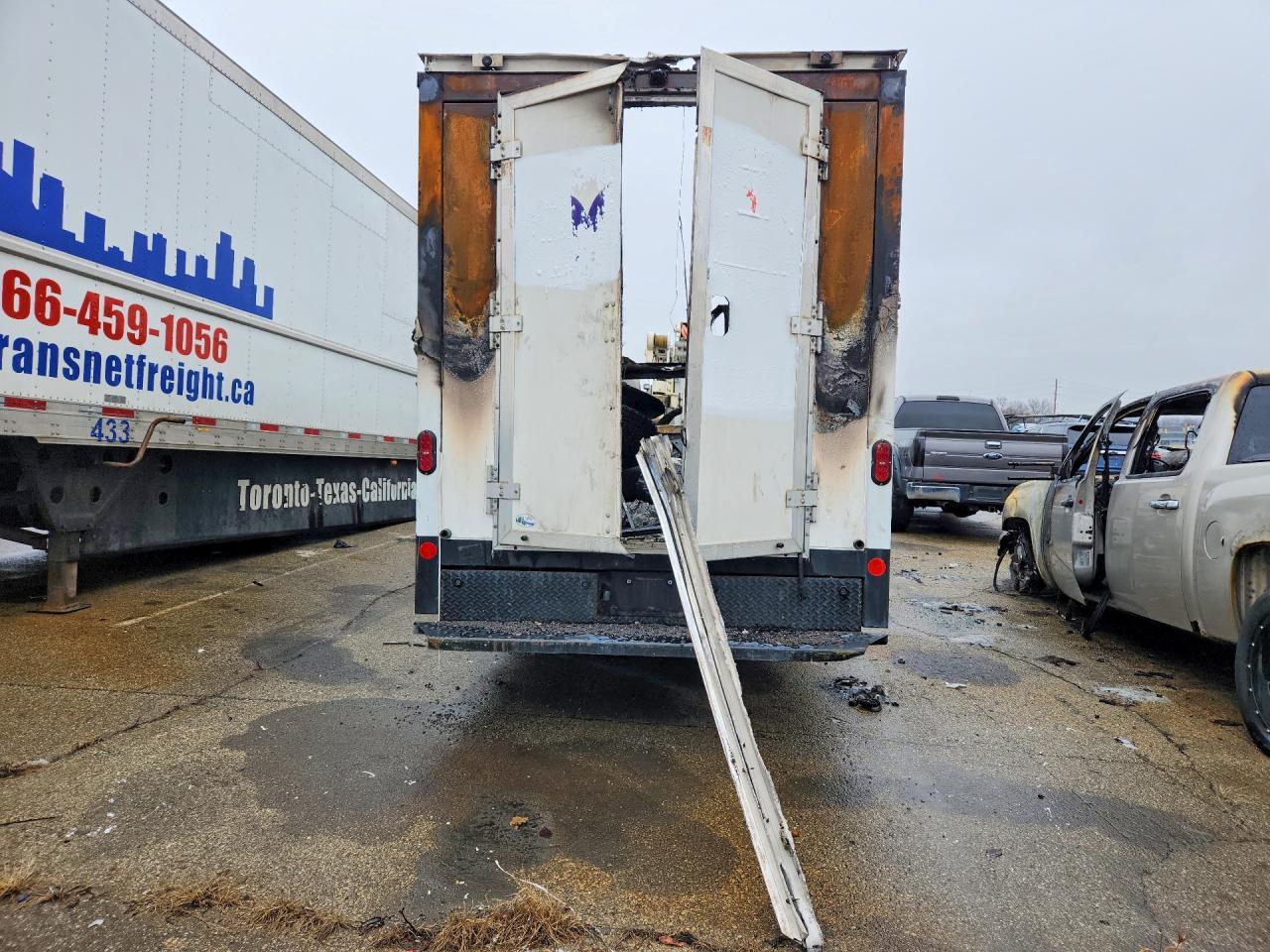 2020 GMC Savana BOX Truck