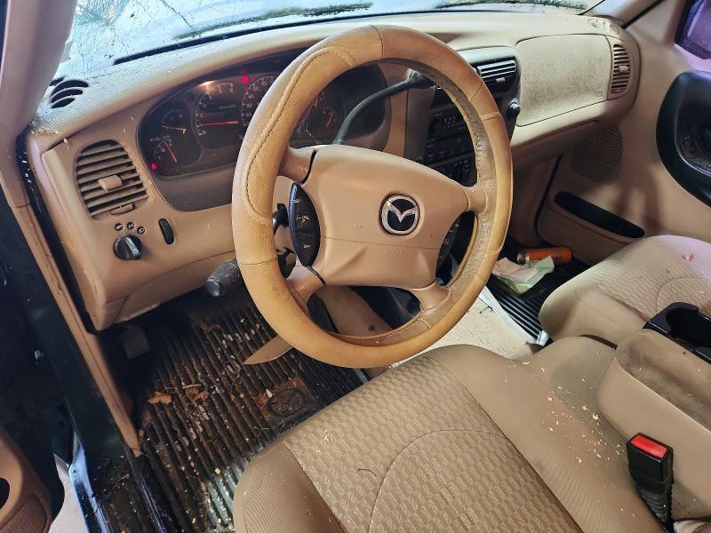 2001 Mazda B3000 cab Plus