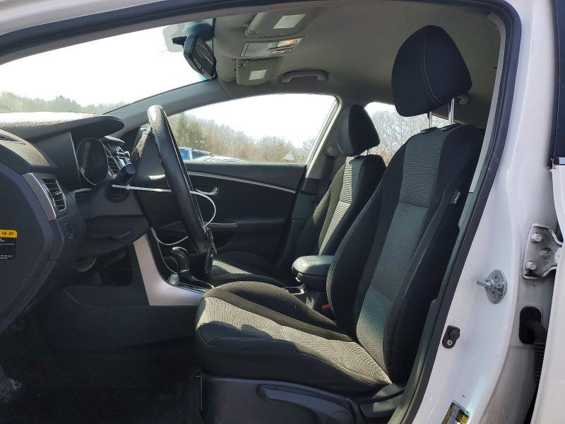 2013 Hyundai Elantra gt Base