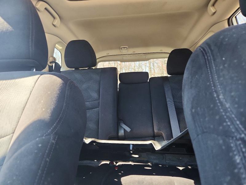 2015 Nissan Rogue sv