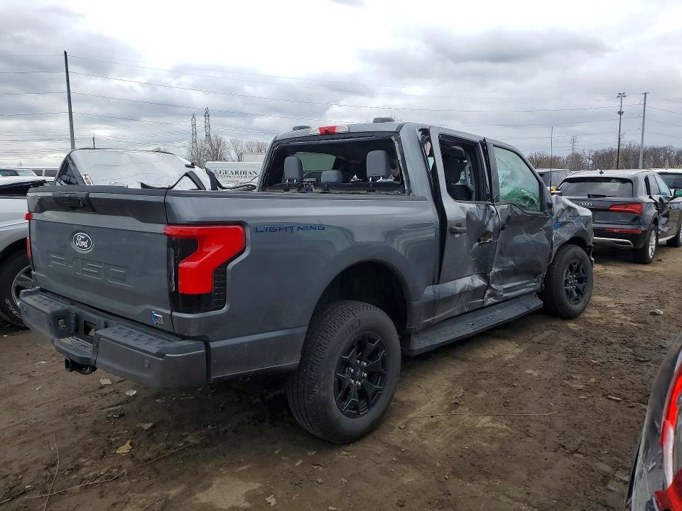 2025 Ford F150 Lightning XLT