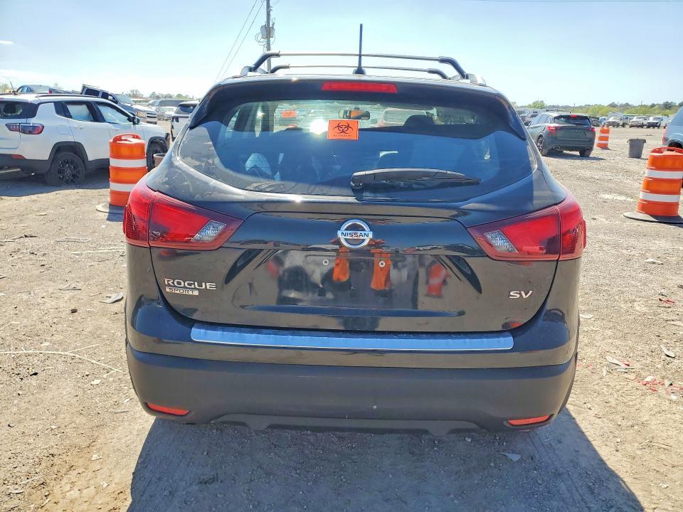 2018 Nissan Rogue Sport sv