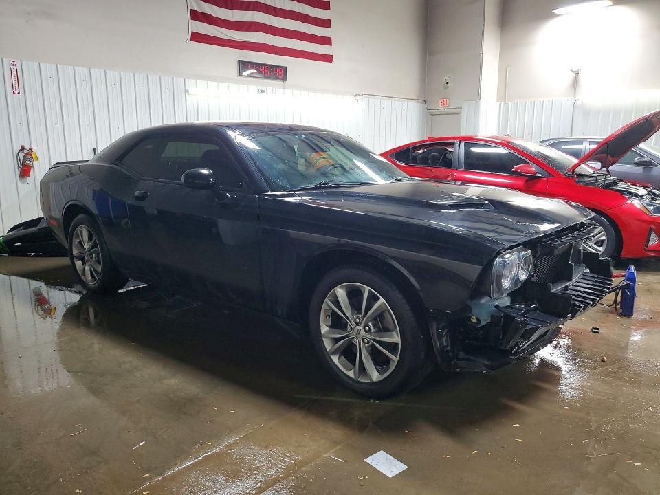 2020 Dodge Challenger sxt