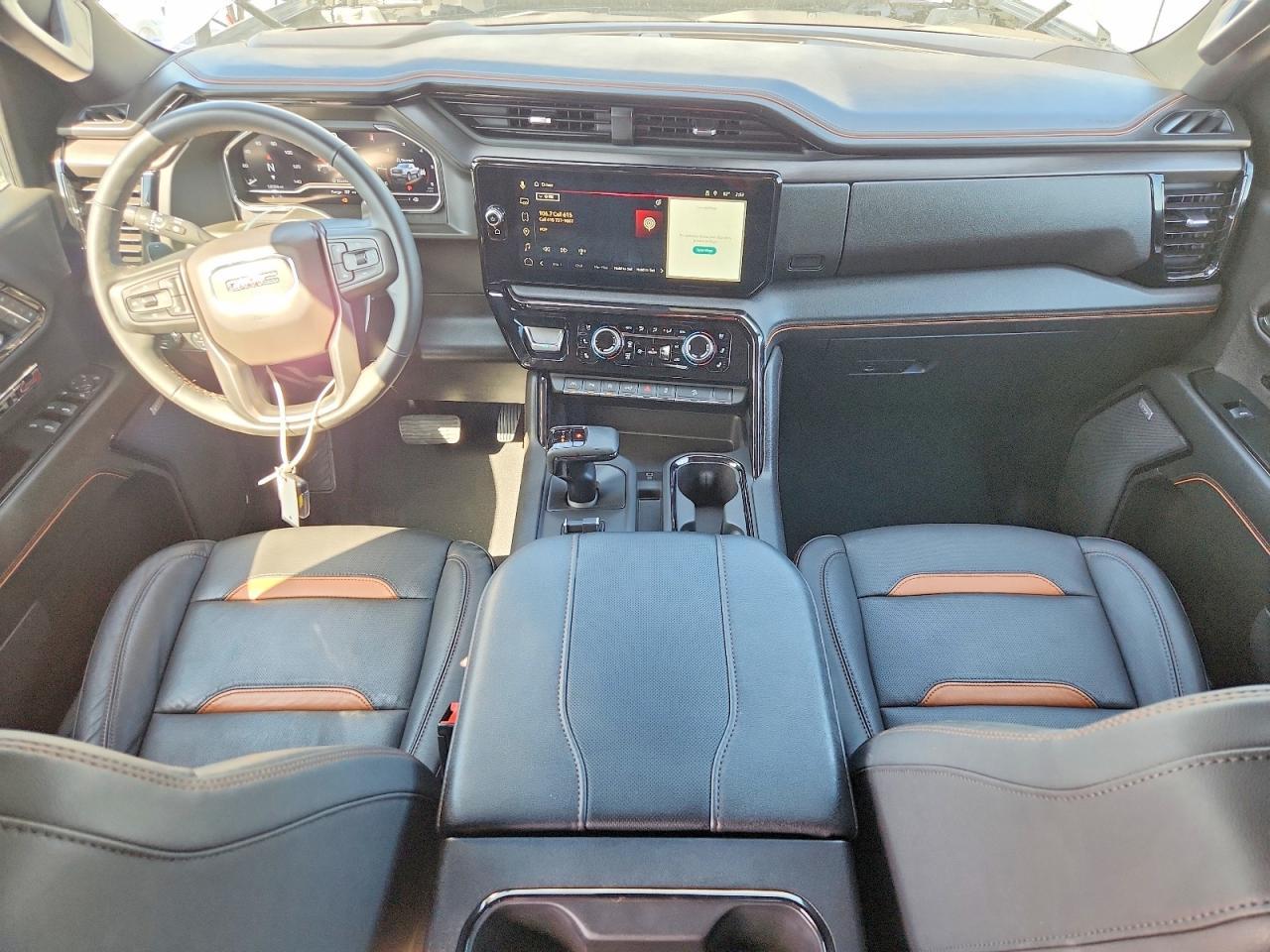 2025 GMC Sierra K1500 AT4