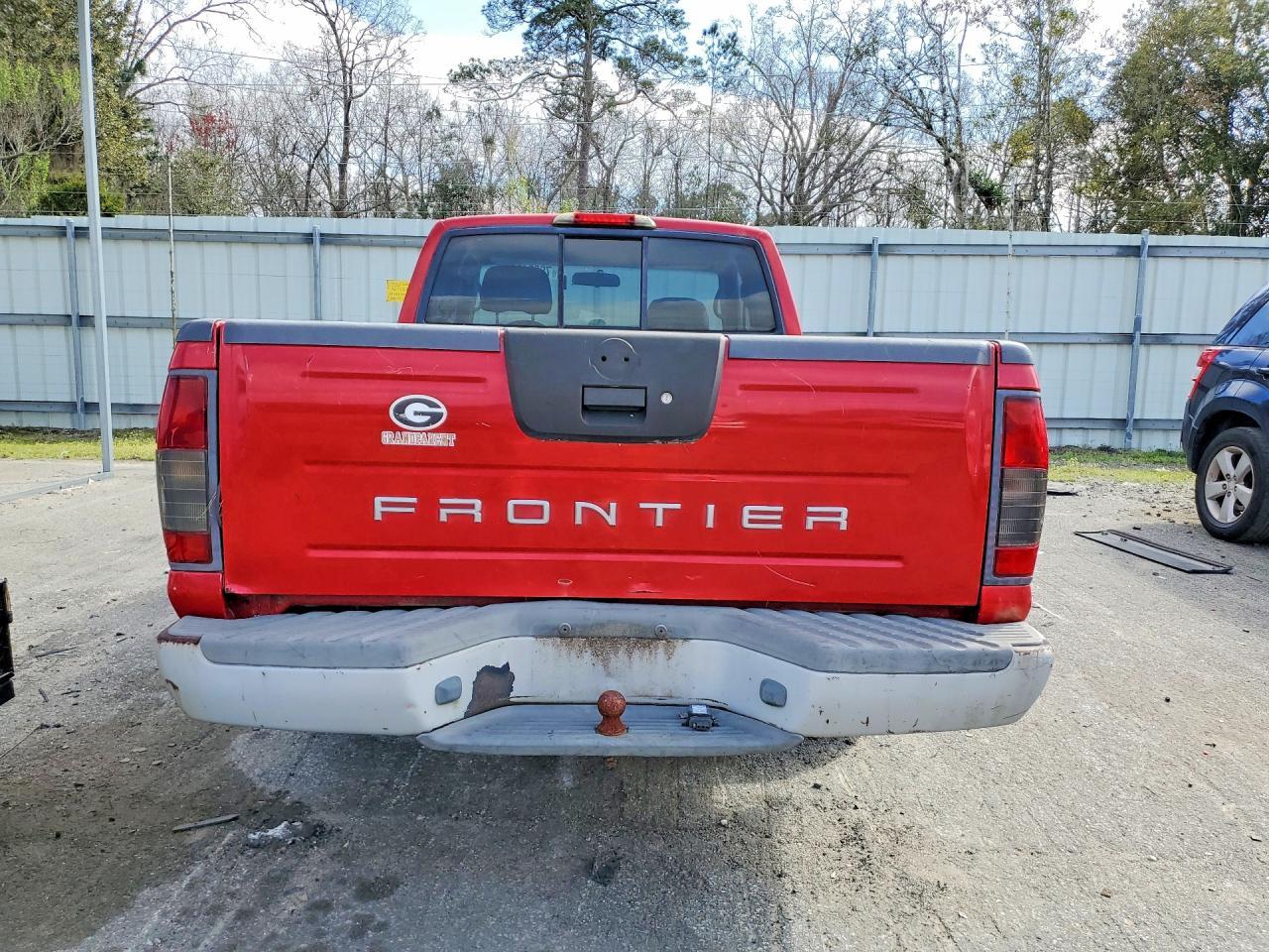 2003 Nissan Frontier Standard