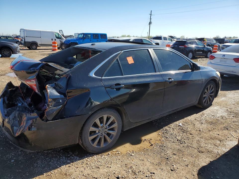 2015 Toyota Camry 4D 2WD