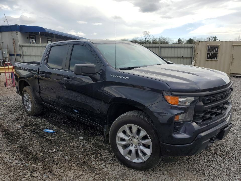 2022 Chevrolet Silverado K1500 Custom