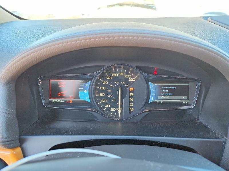 2011 Lincoln Townhouse MKX