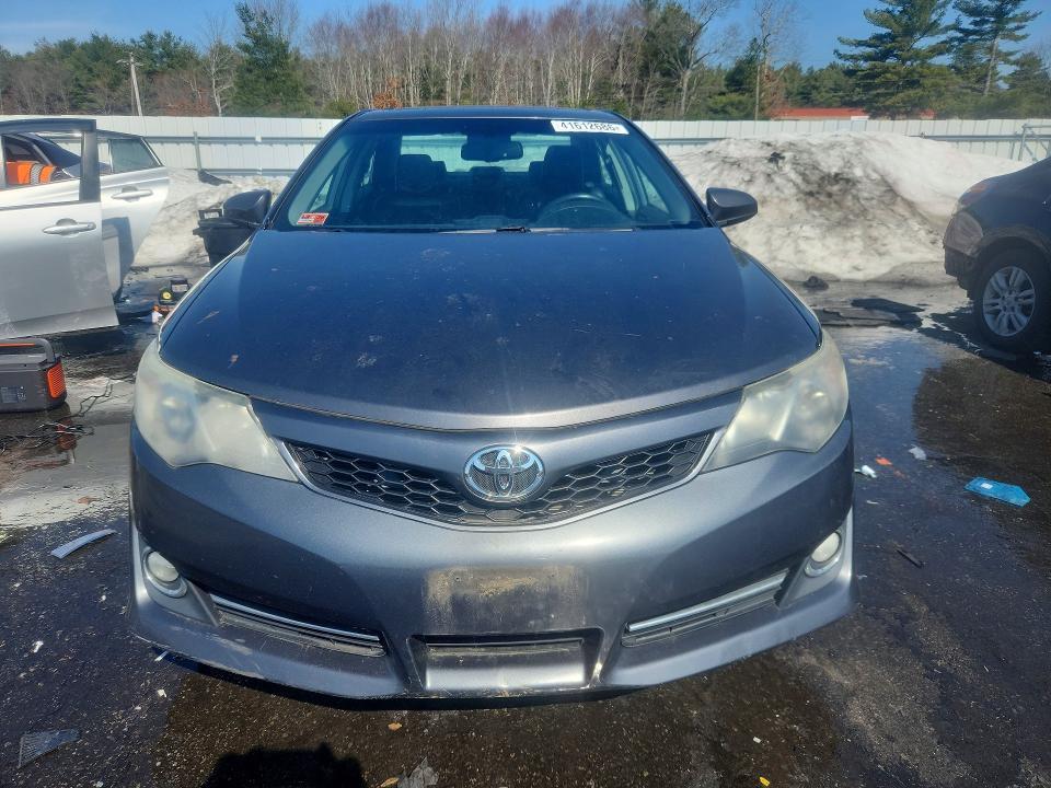 2014 Toyota Camry se