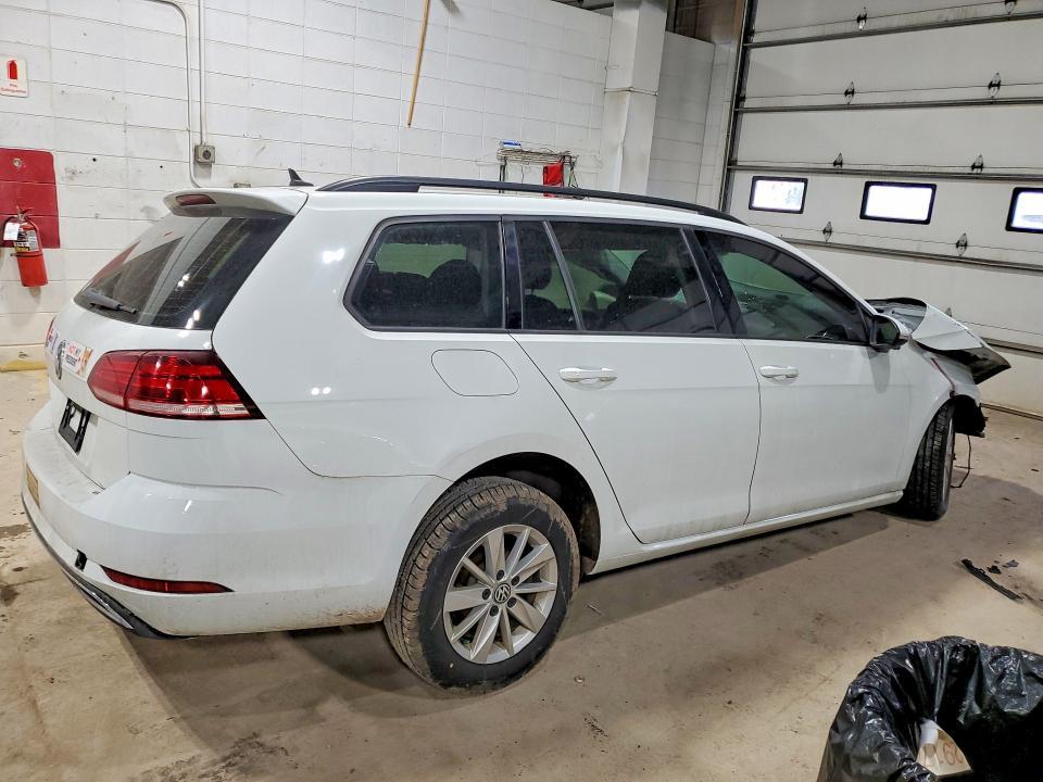 2019 Volkswagen Golf Sportwagen s