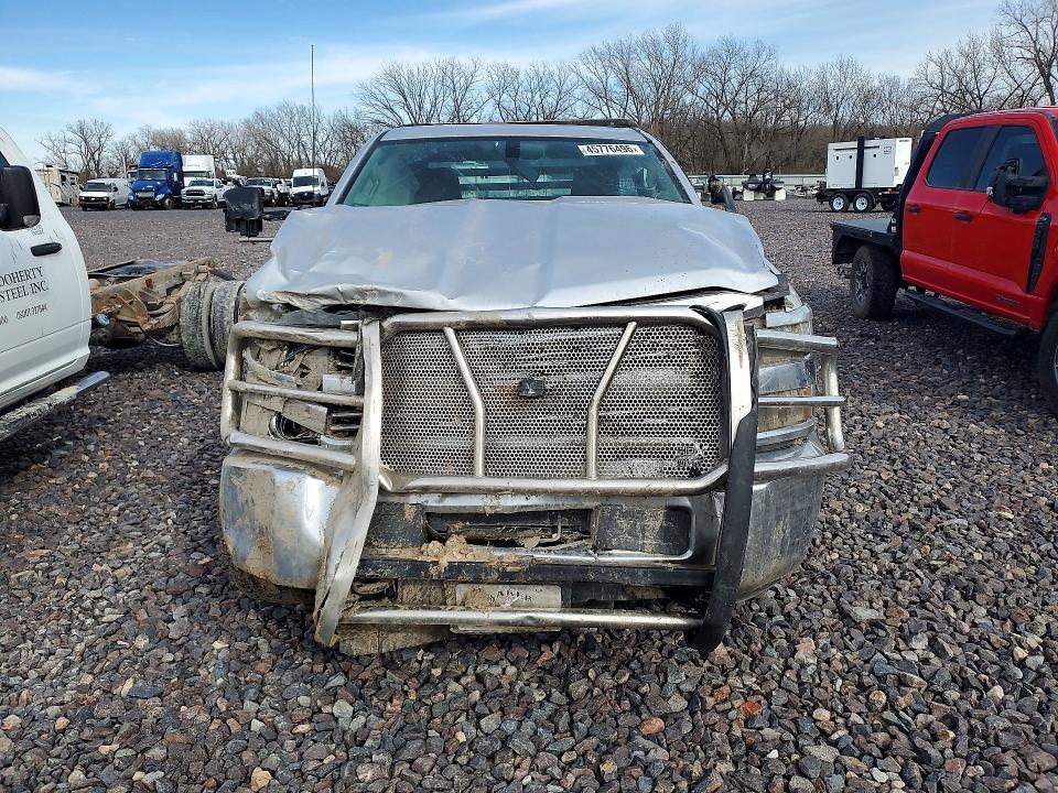 2015 Chev Rolet Silverado 2500 Flatbed Truck