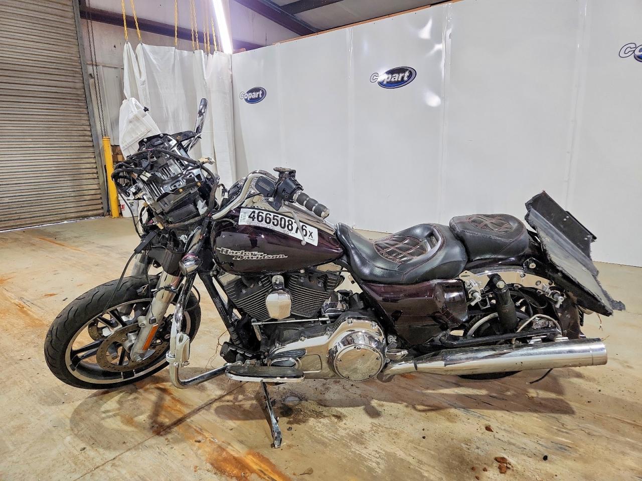 2014 Harley-Davidson Flhxs Street Glide Special