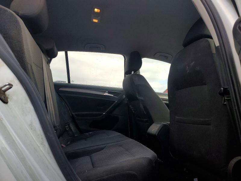 2019 Volkswagen Golf s