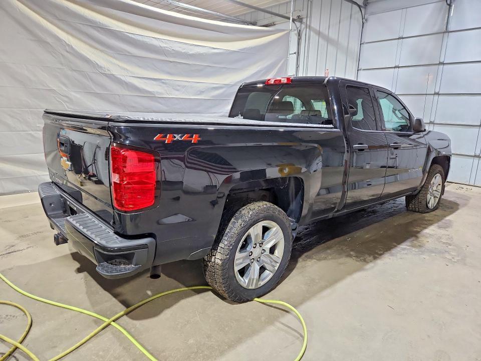 2018 Chevrolet Silverado K1500 Custom