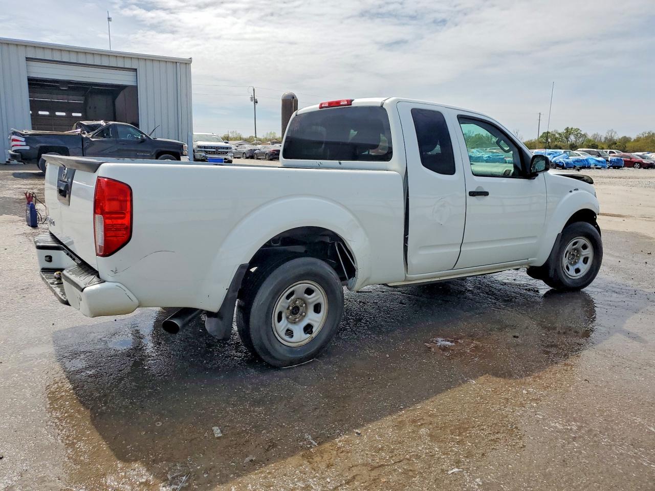 2017 Nissan Frontier S