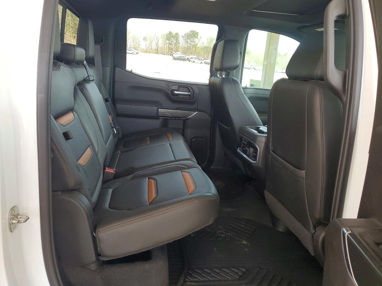 2020 GMC Sierra K1500 AT4