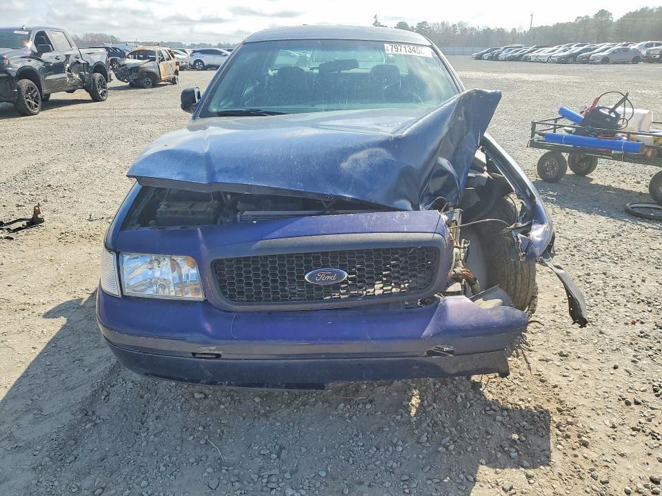 2004 Ford Crown Victoria Police Interceptor