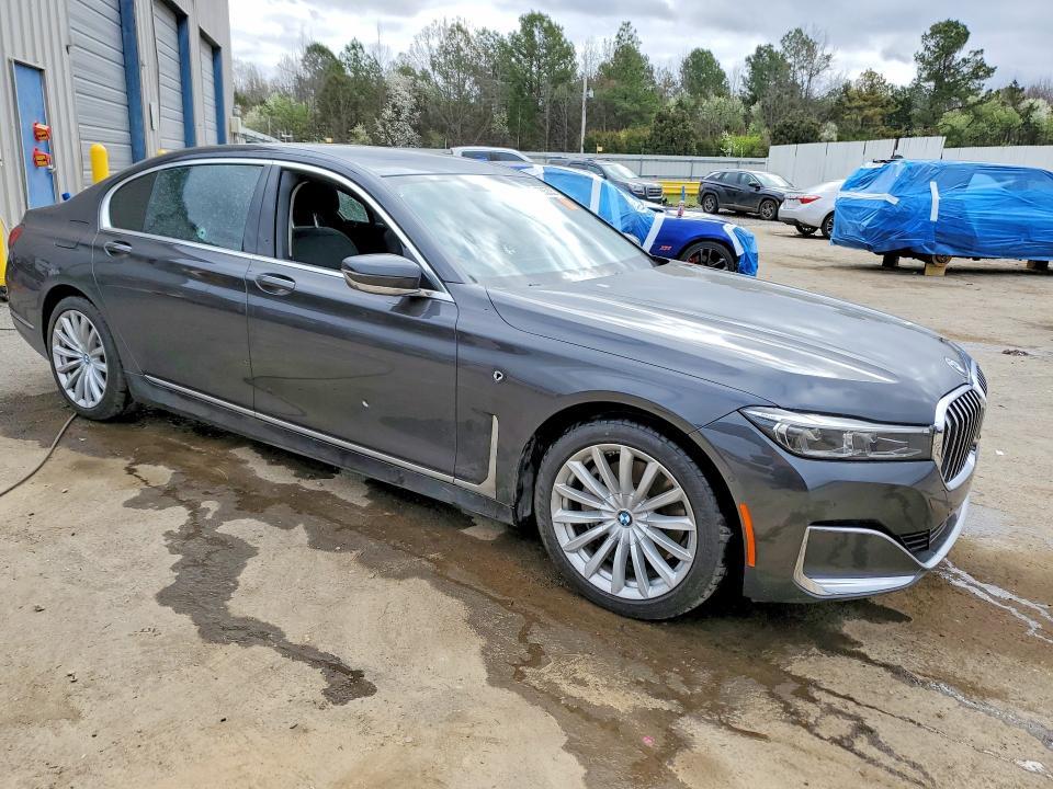 2020 BMW 740 xi