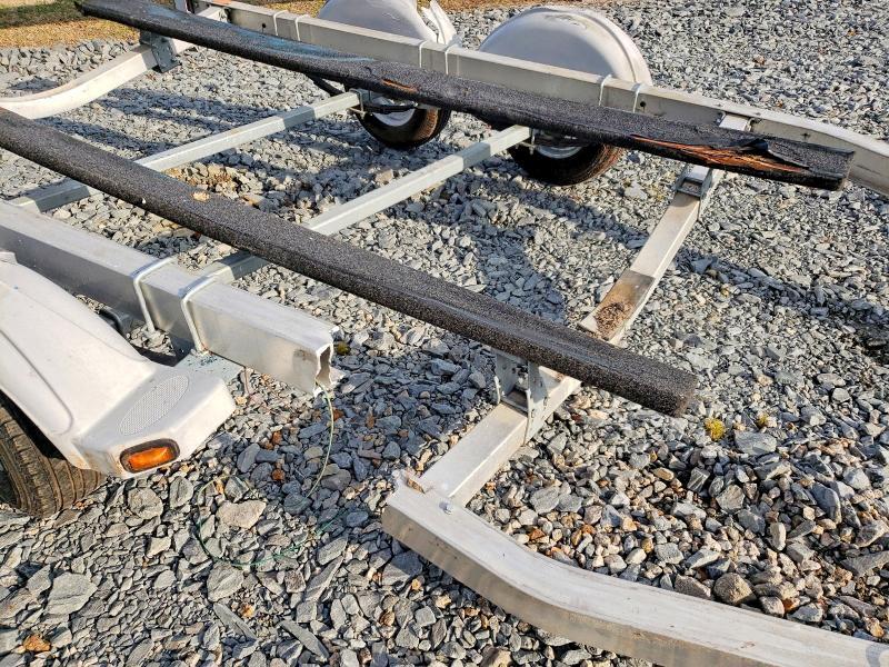 2018 Ezlo 1977 Trailer Boat Trailer