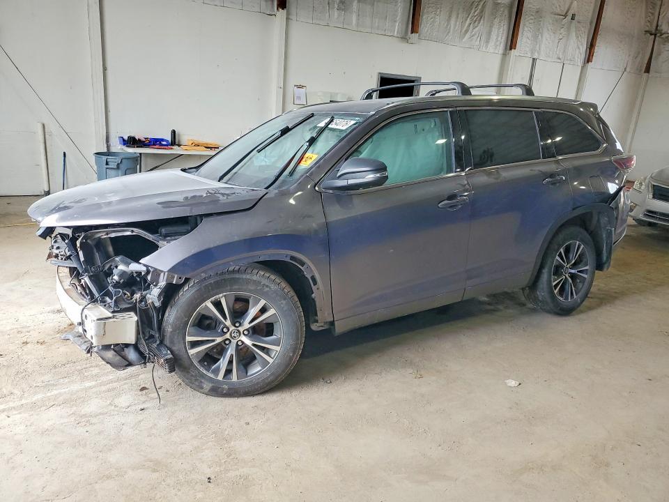 2016 Toyota Highlander xle