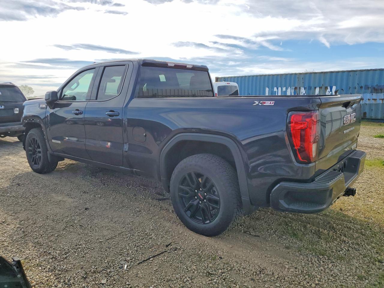 2023 GMC Sierra K1500 Elevation