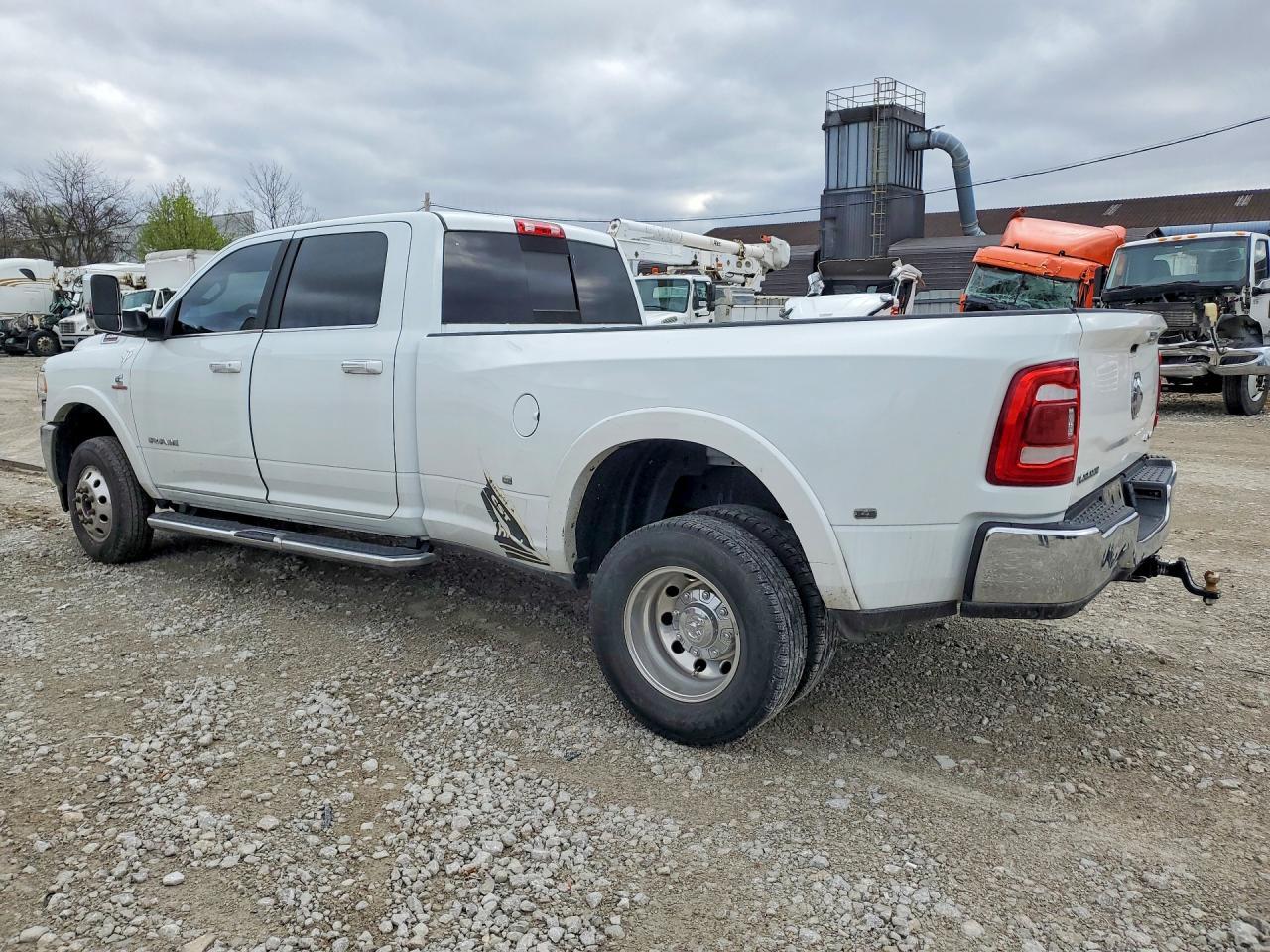 2022 Dodge 3500 Laramie