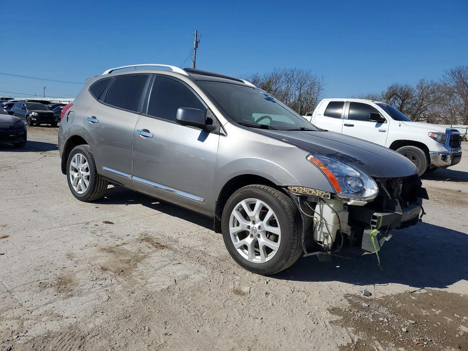 2012 Nissan Rogue s