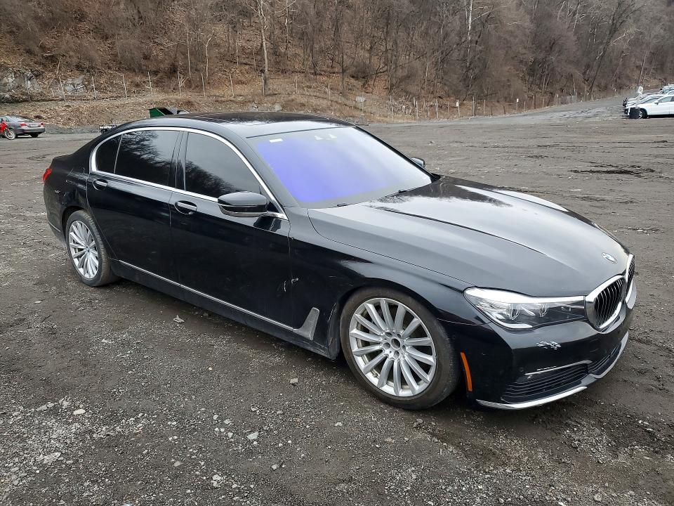 2018 BMW 740 xi
