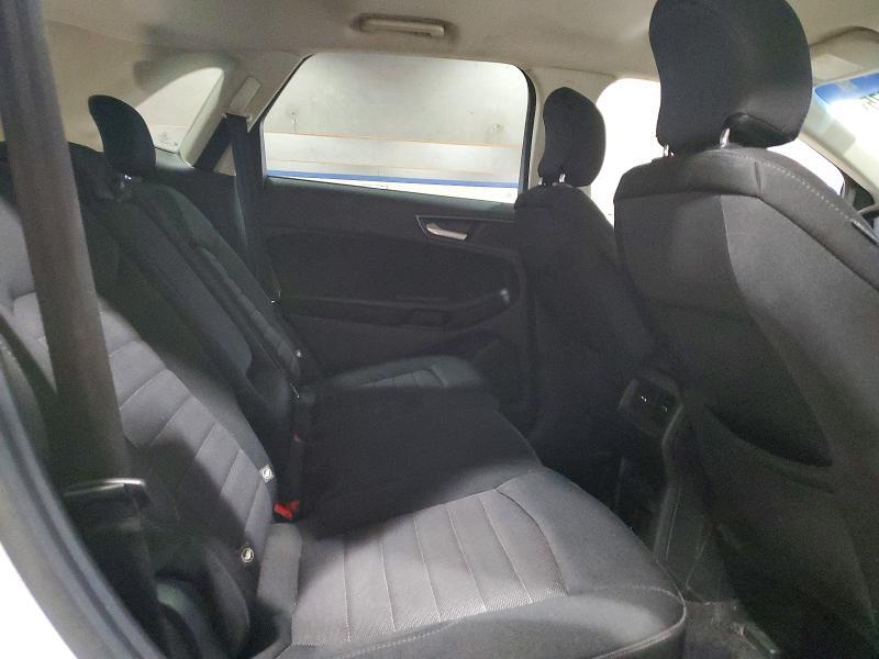 2017 Ford Edge se