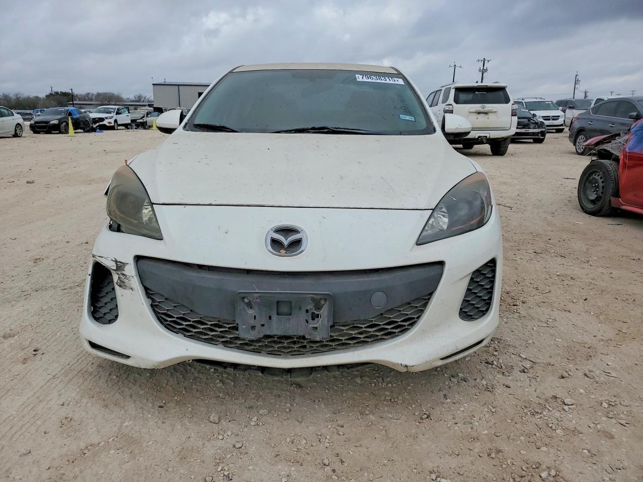 2013 Mazda 3 I