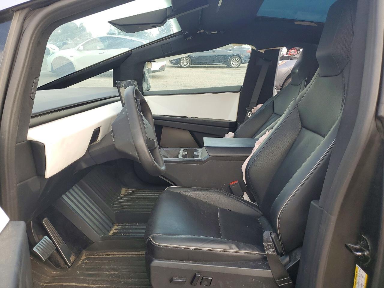 2024 Tesla Cybertruck