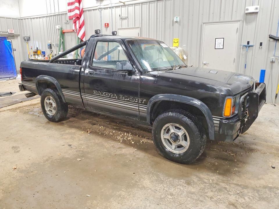 1988 Dodge Dakota Sport