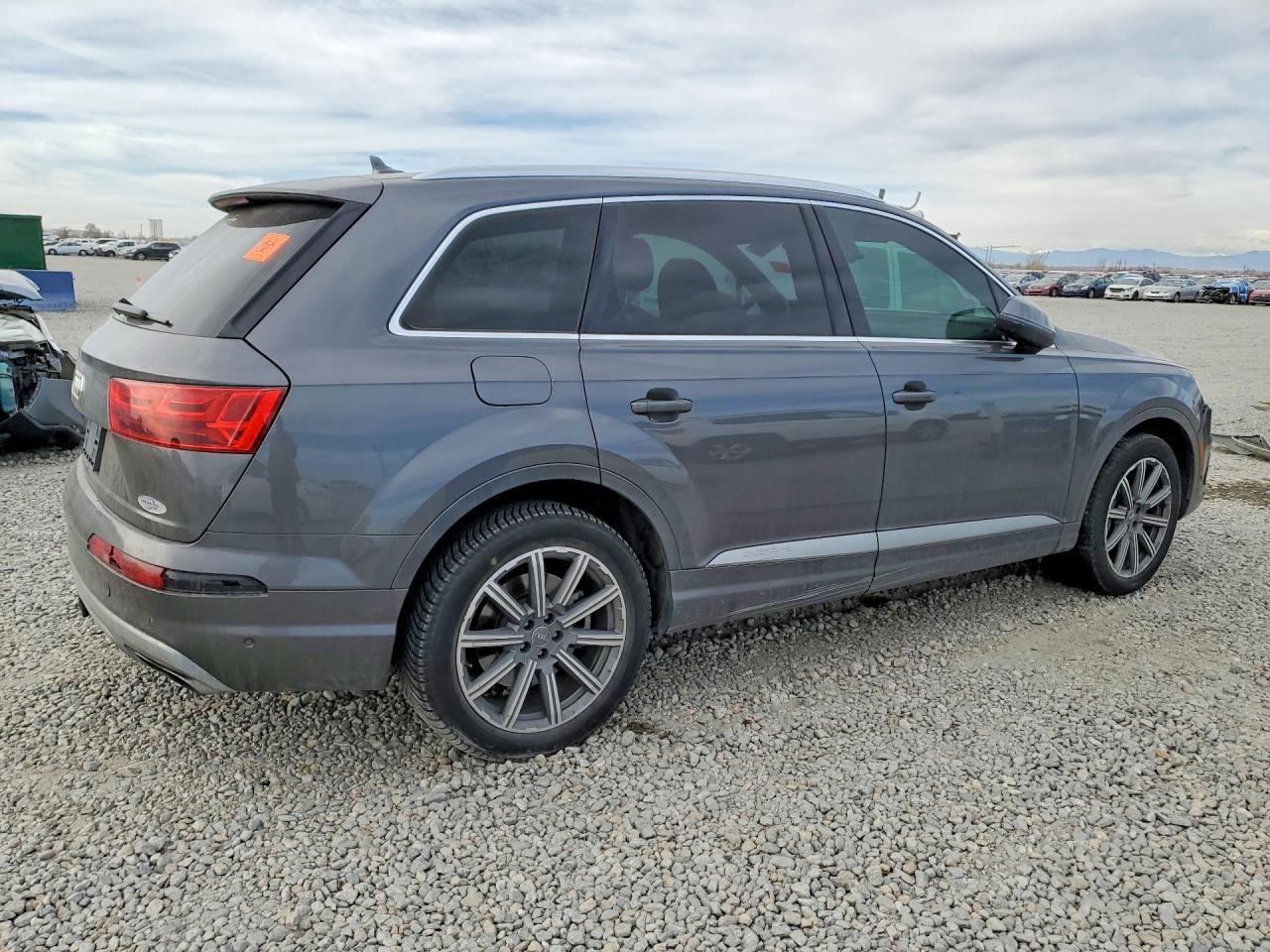 2019 Audi Q7 Prestige