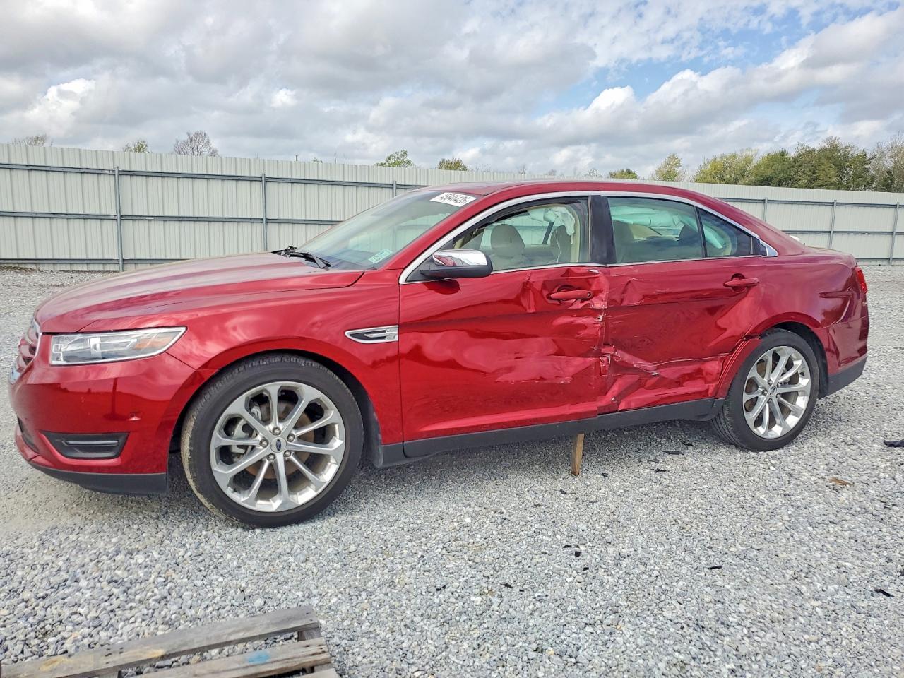 2018 Ford Taurus Limited