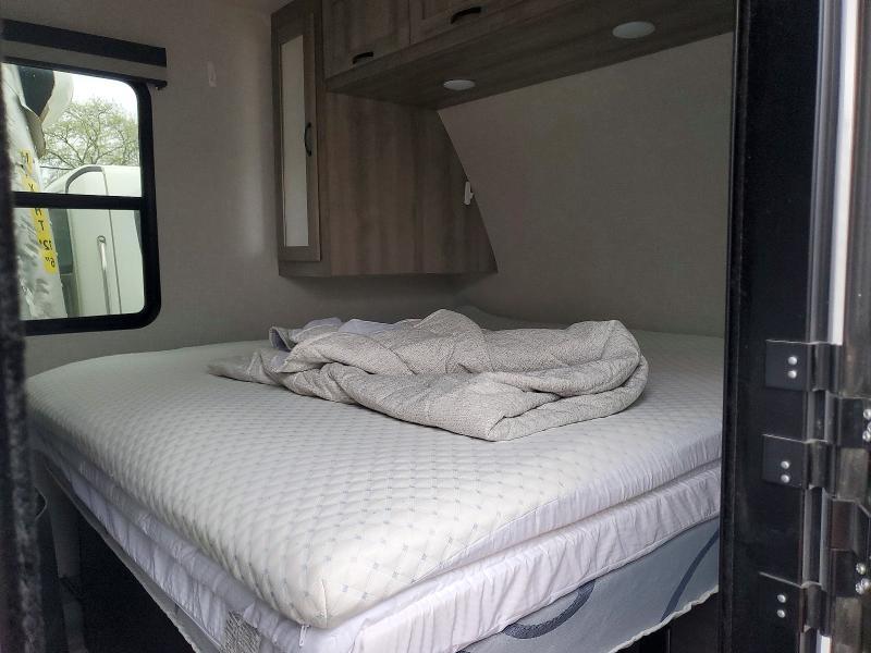 2021 Winnebago Voyage Camper