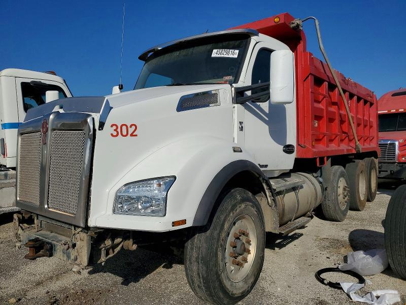 2015 Kenworth T880 Dump Truck