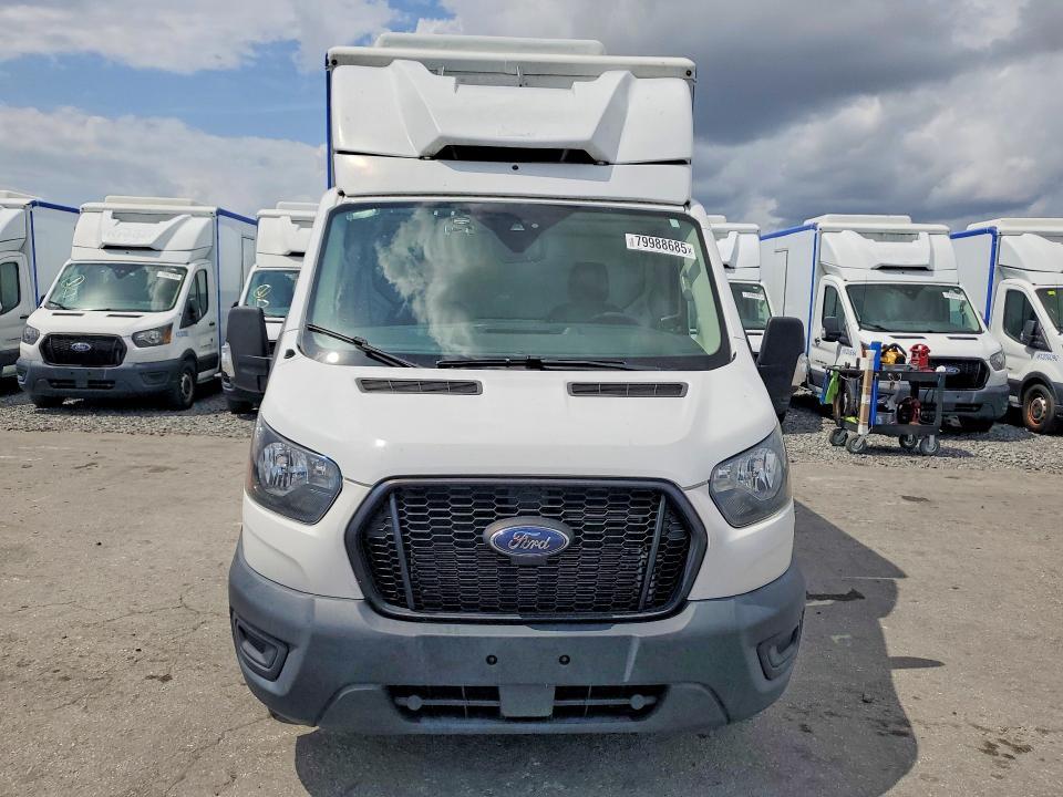 2020 Ford Transit Delivery Truck