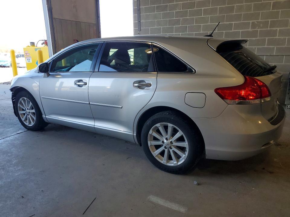 2011 Toyota Venza awd 4cyl