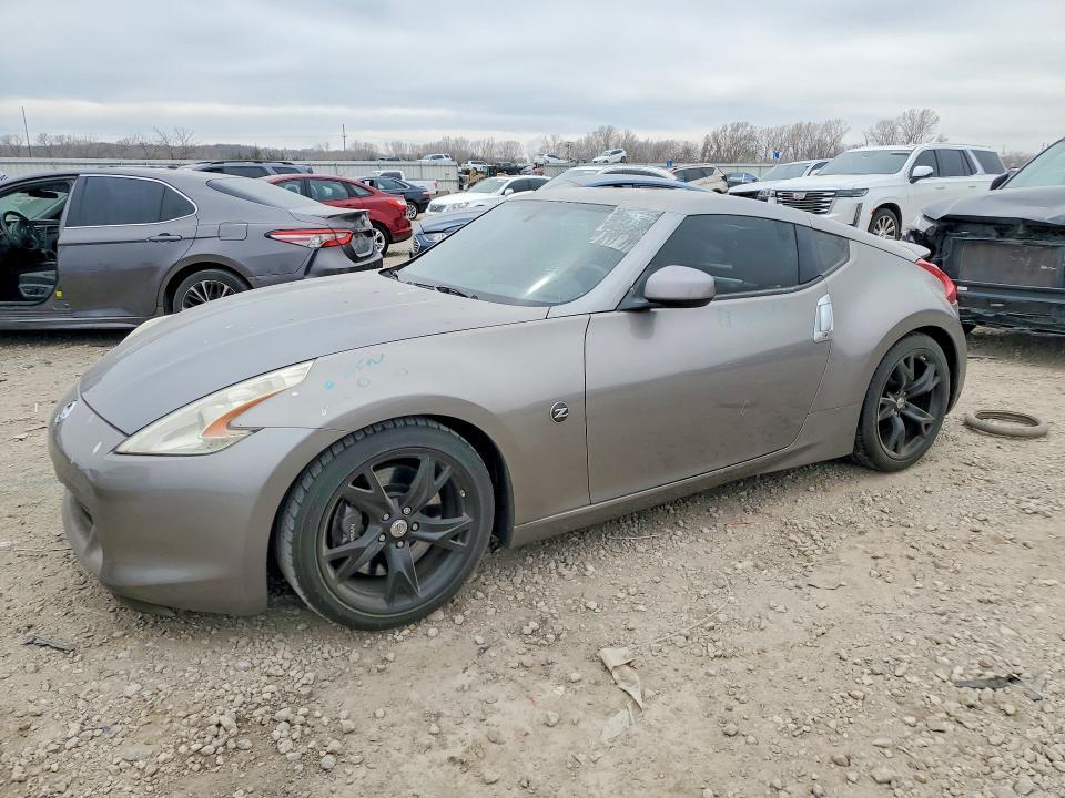 2009 Nissan 370z Base