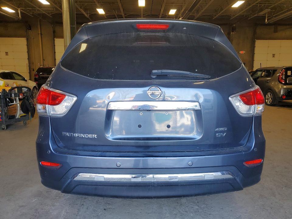 2013 Nissan Pathfinder s