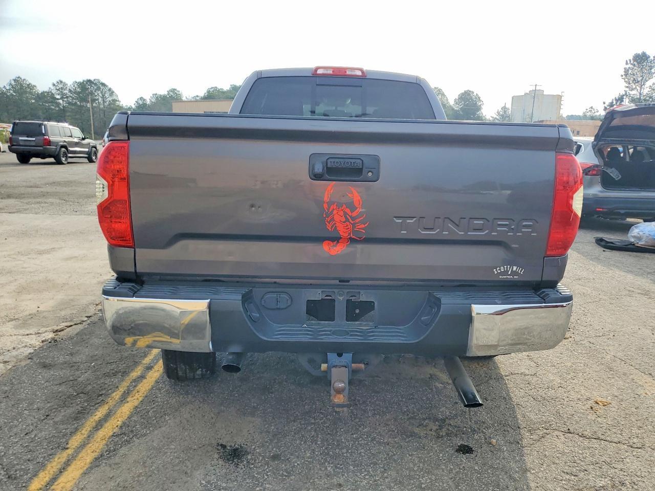 2016 Toyota Tundra SR5