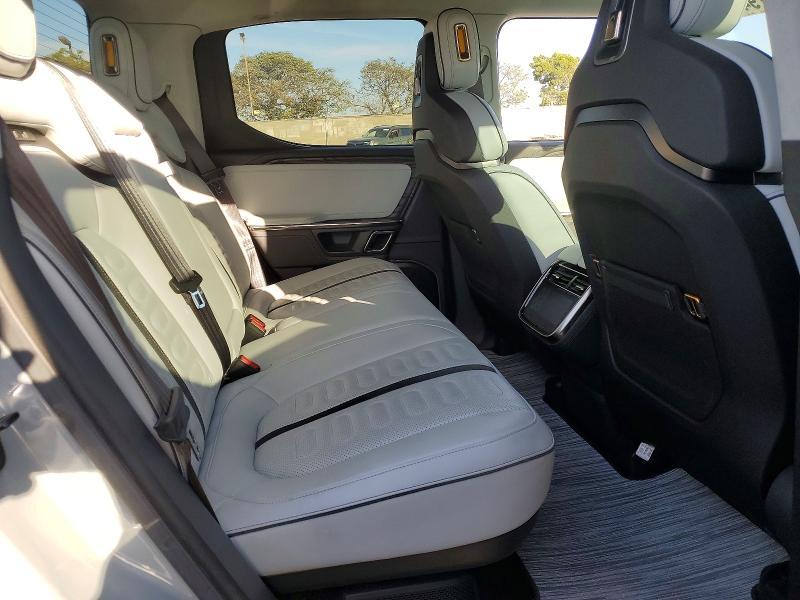 2022 Rivian R1T Adventure