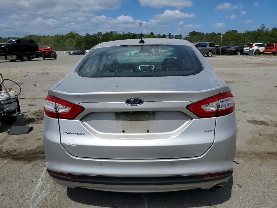 2016 Ford Fusion se